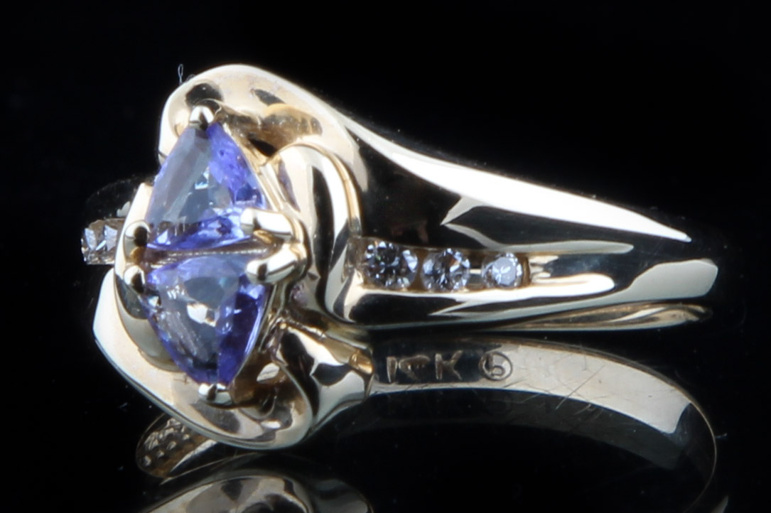 14K Yellow Gold Ring with Tanzanite and Diamonds