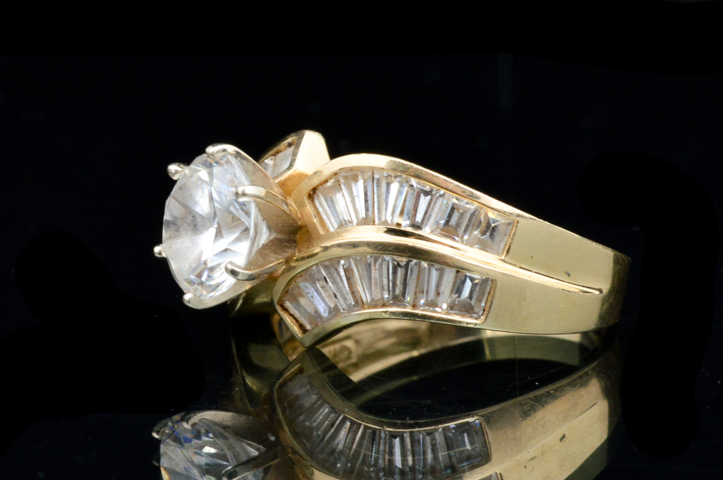 14K Yellow Gold Engagement Ring With Cubic Zirconia