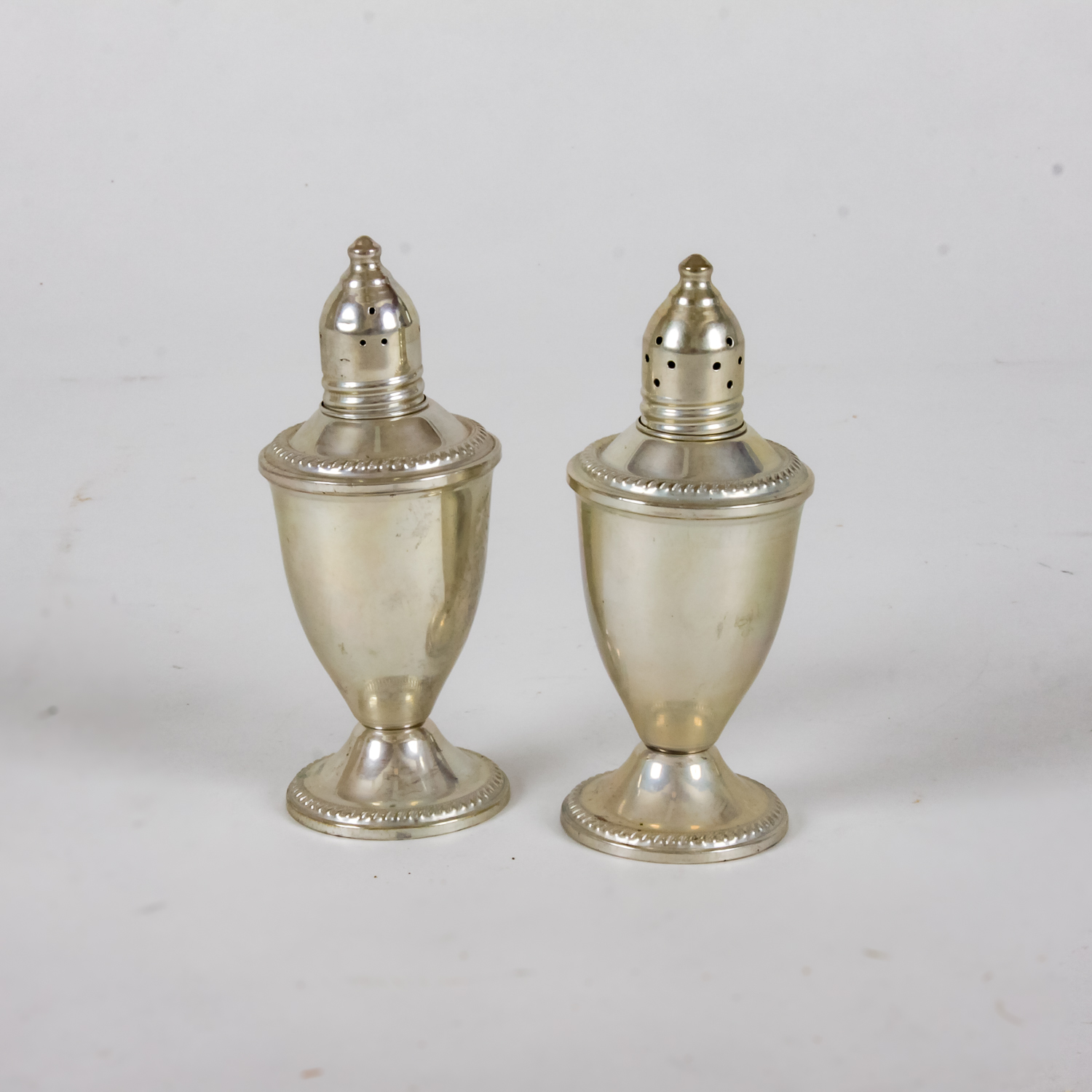 Duchin Creation Weighted Sterling Silver Salt and Pepper Shaker Set