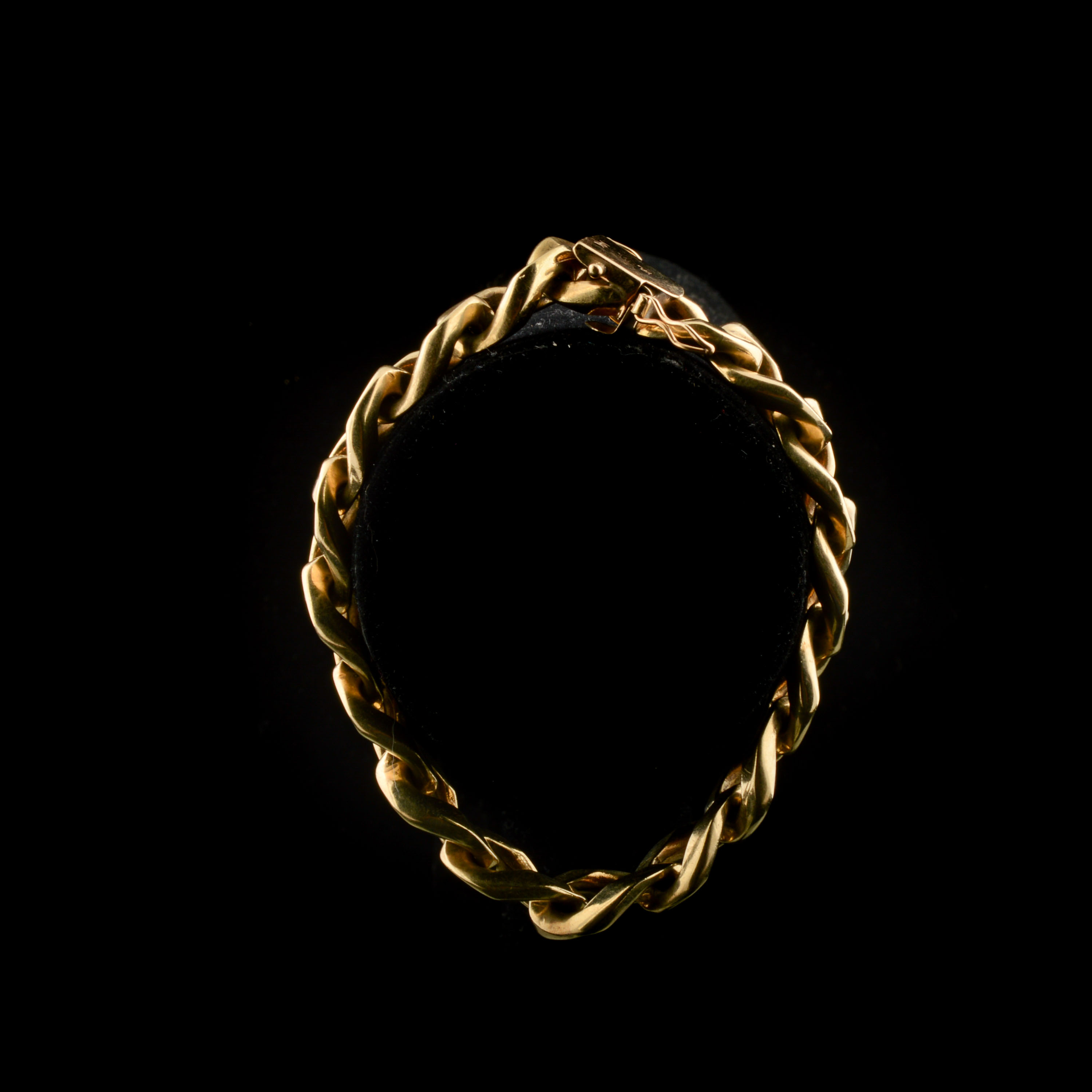 14K Yellow Gold Curb Link Style Bracelet