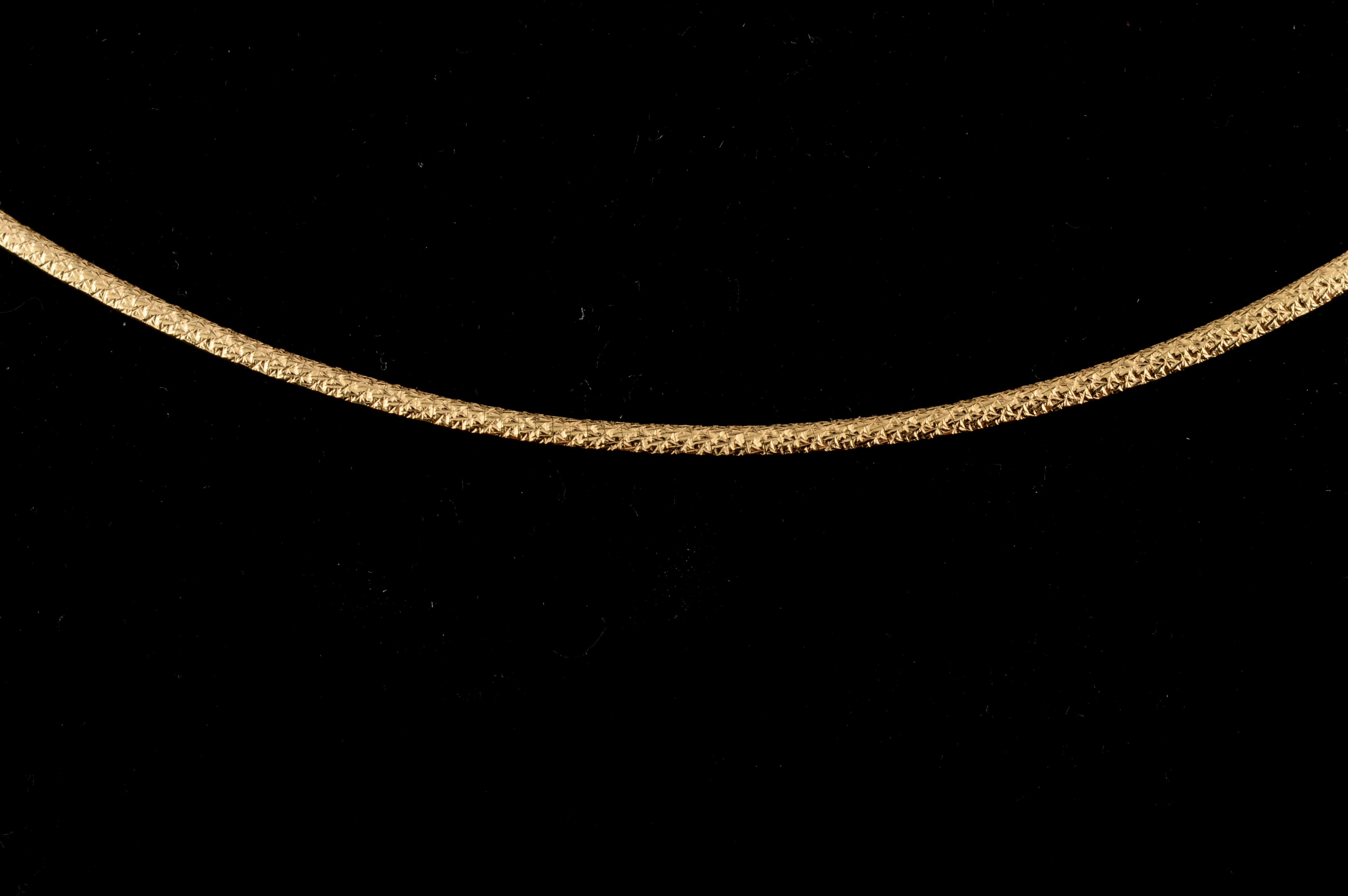 14K Yellow Gold Diamond Cut Choker