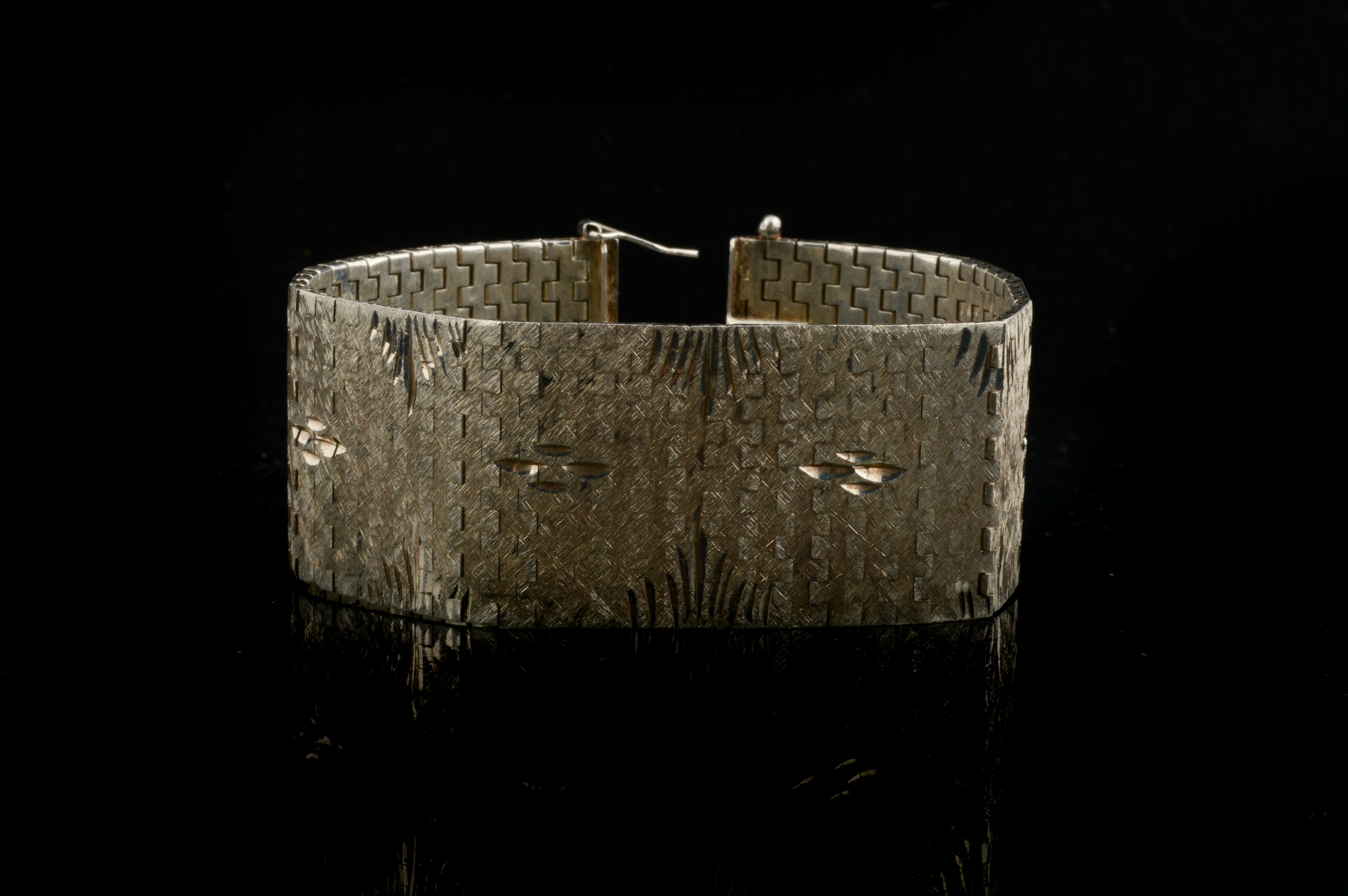 Sterling Silver Etched Box Chain Bracelet