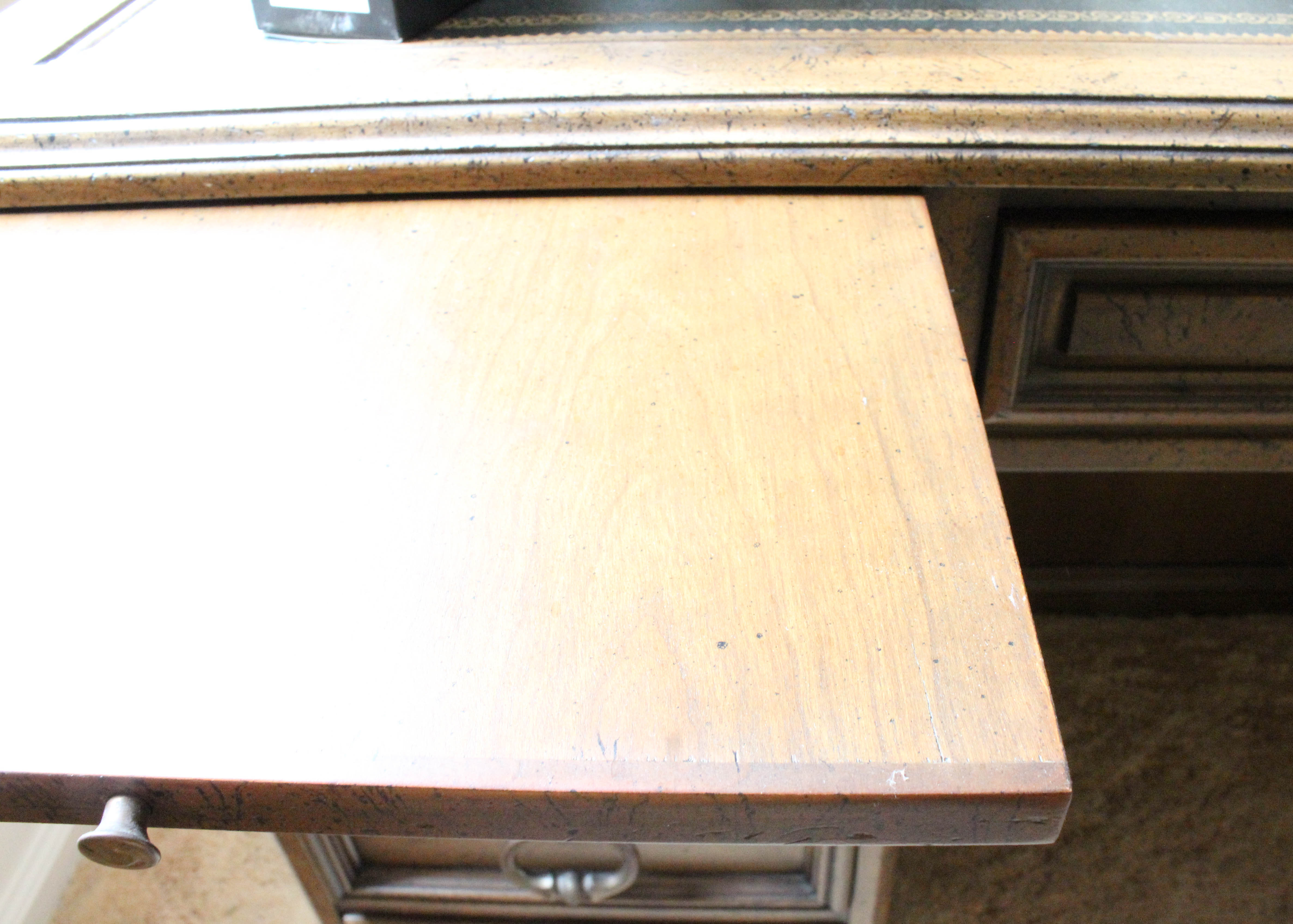 Vintage Sligh Furniture Wooden Desk