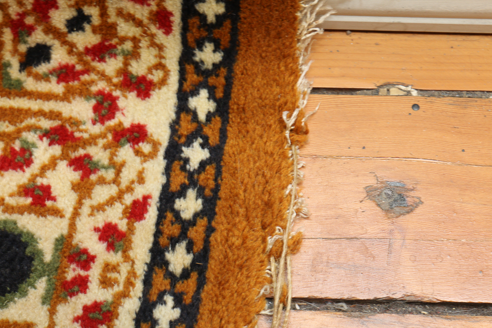 Unique Power Loomed Islamic Prayer-Style Area Rug