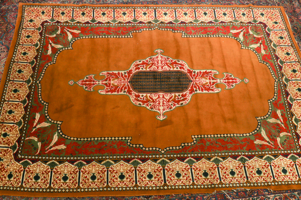 Unique Power Loomed Islamic Prayer-Style Area Rug