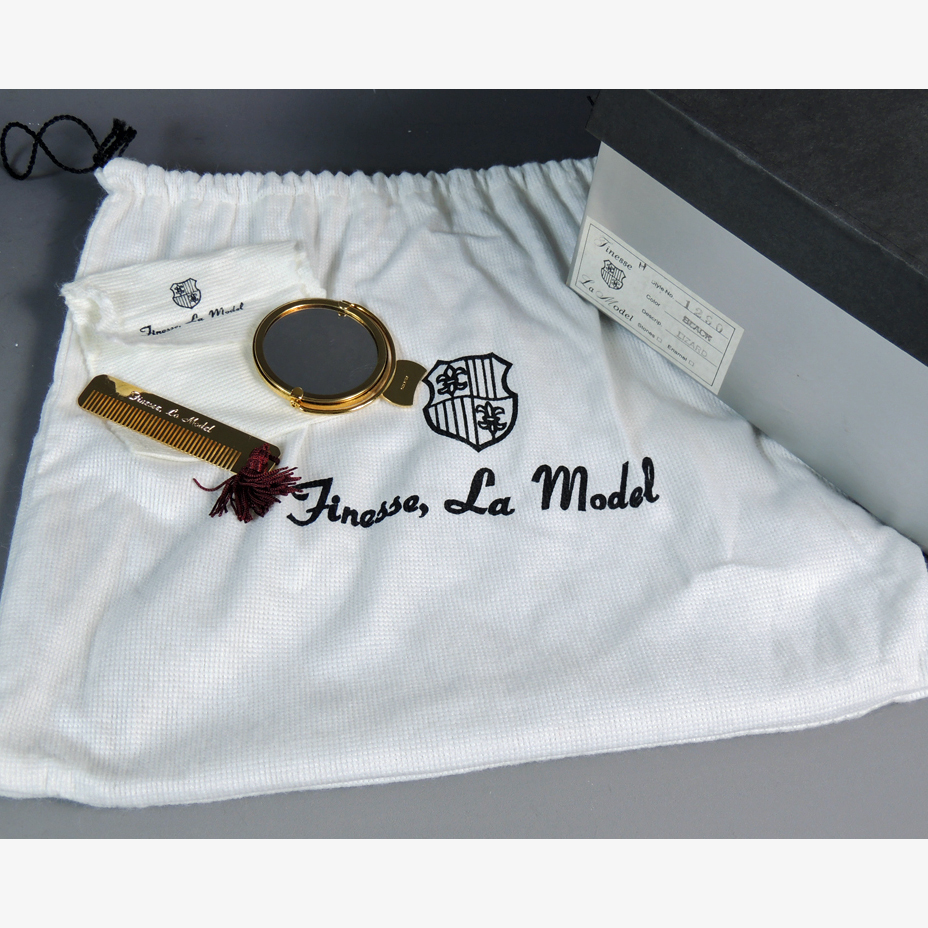 Finesse La Model Lizard Skin Clutch