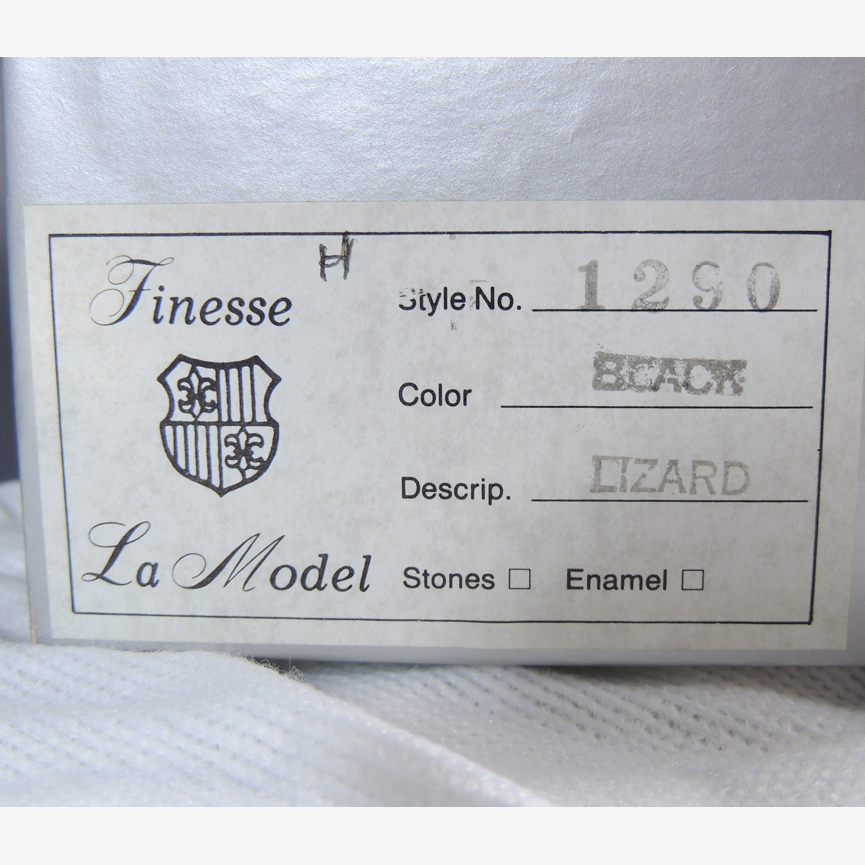 Finesse La Model Lizard Skin Clutch