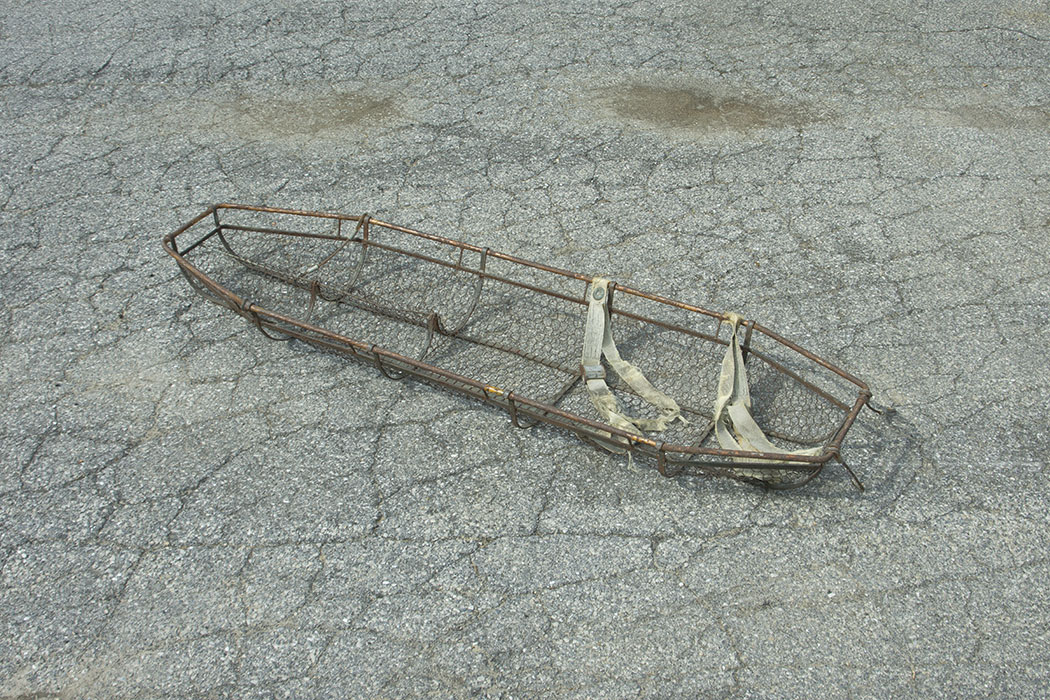 Vintage Wire Basket Stretcher