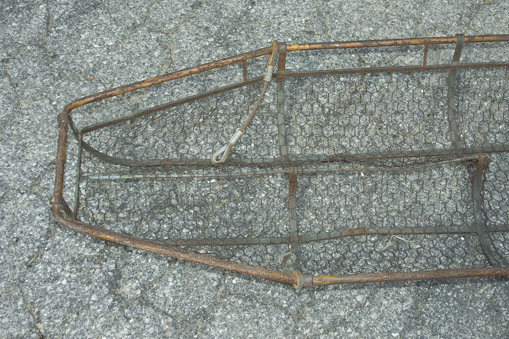 Vintage Wire Basket Stretcher