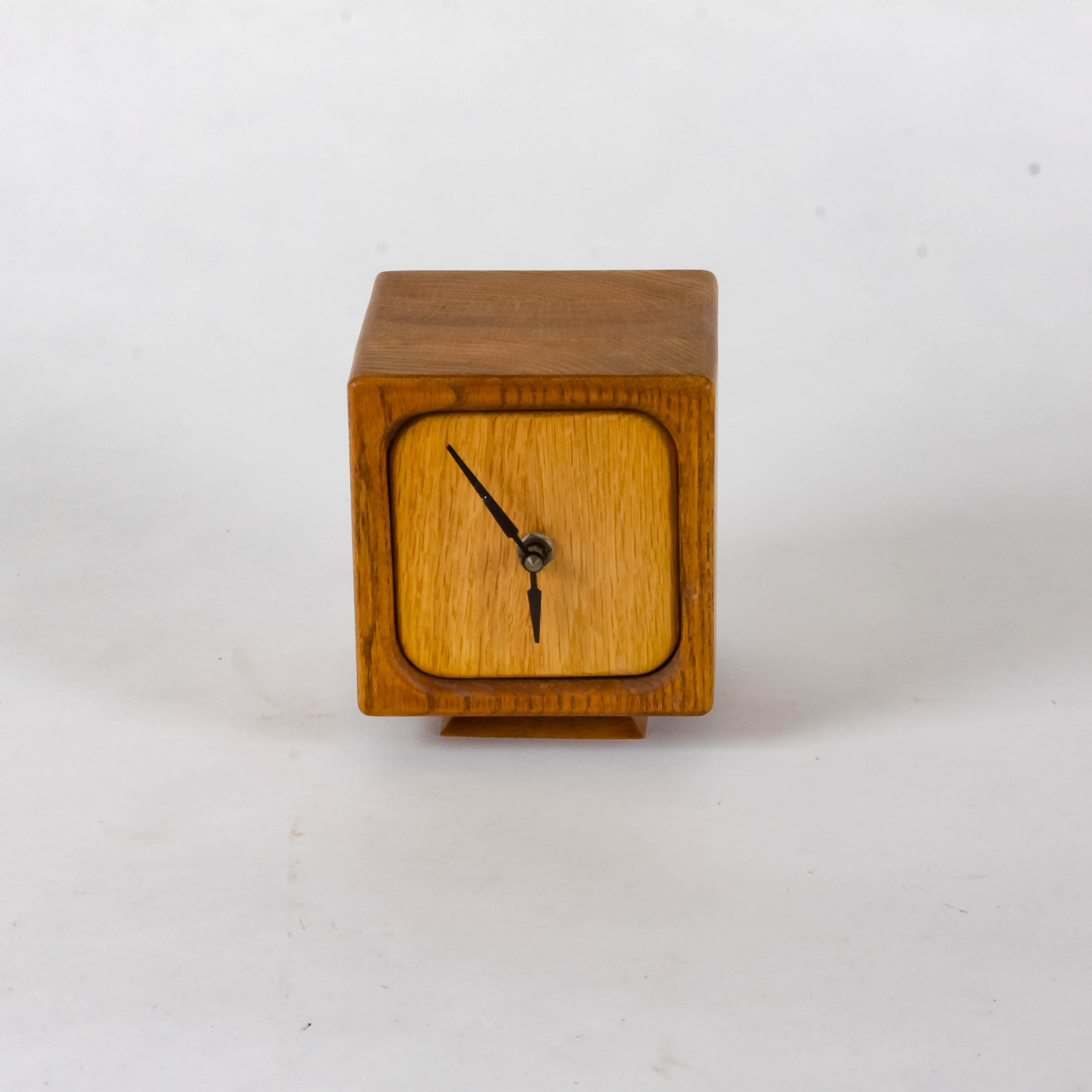 Mid-Century Modern-Style Wood Clock