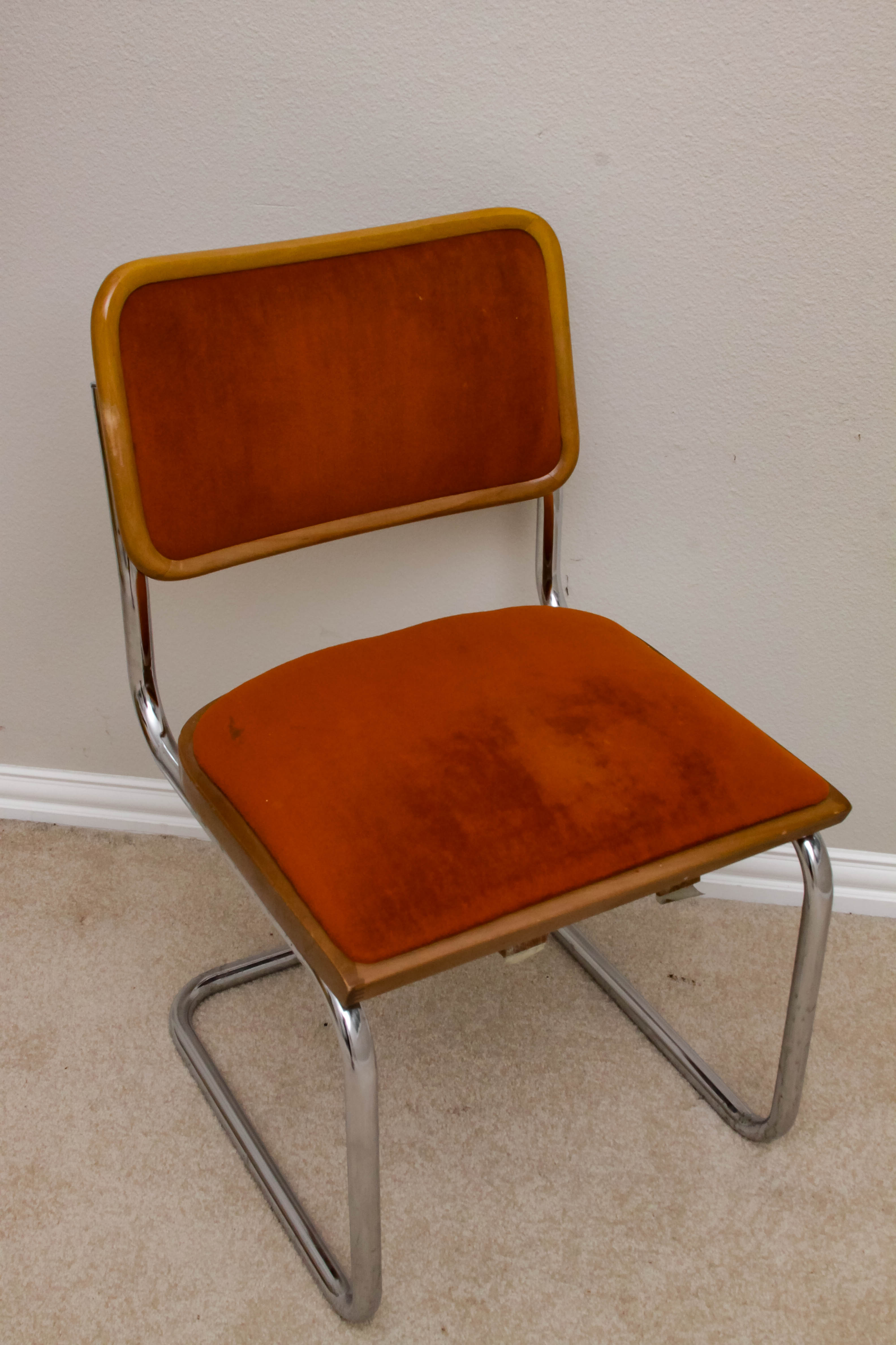 Vintage Modern Style Chair
