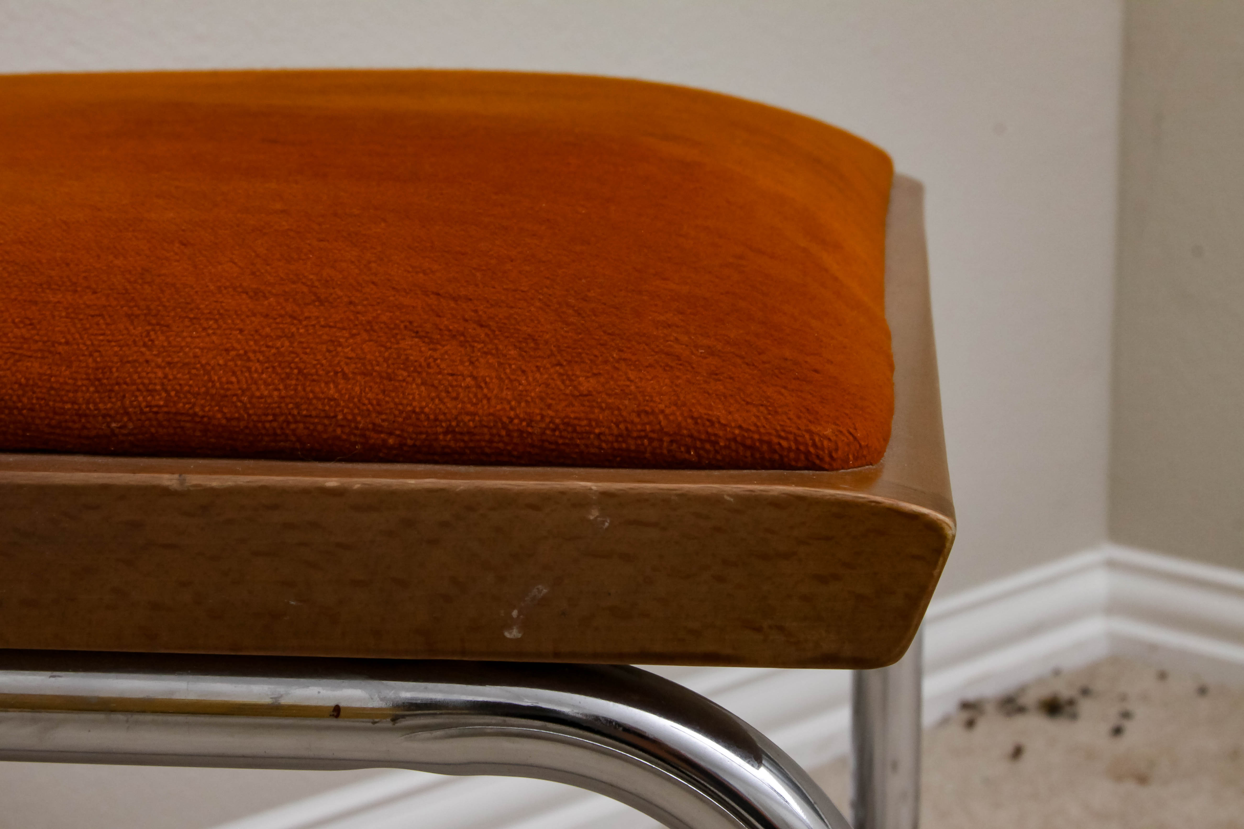 Vintage Modern Style Chair