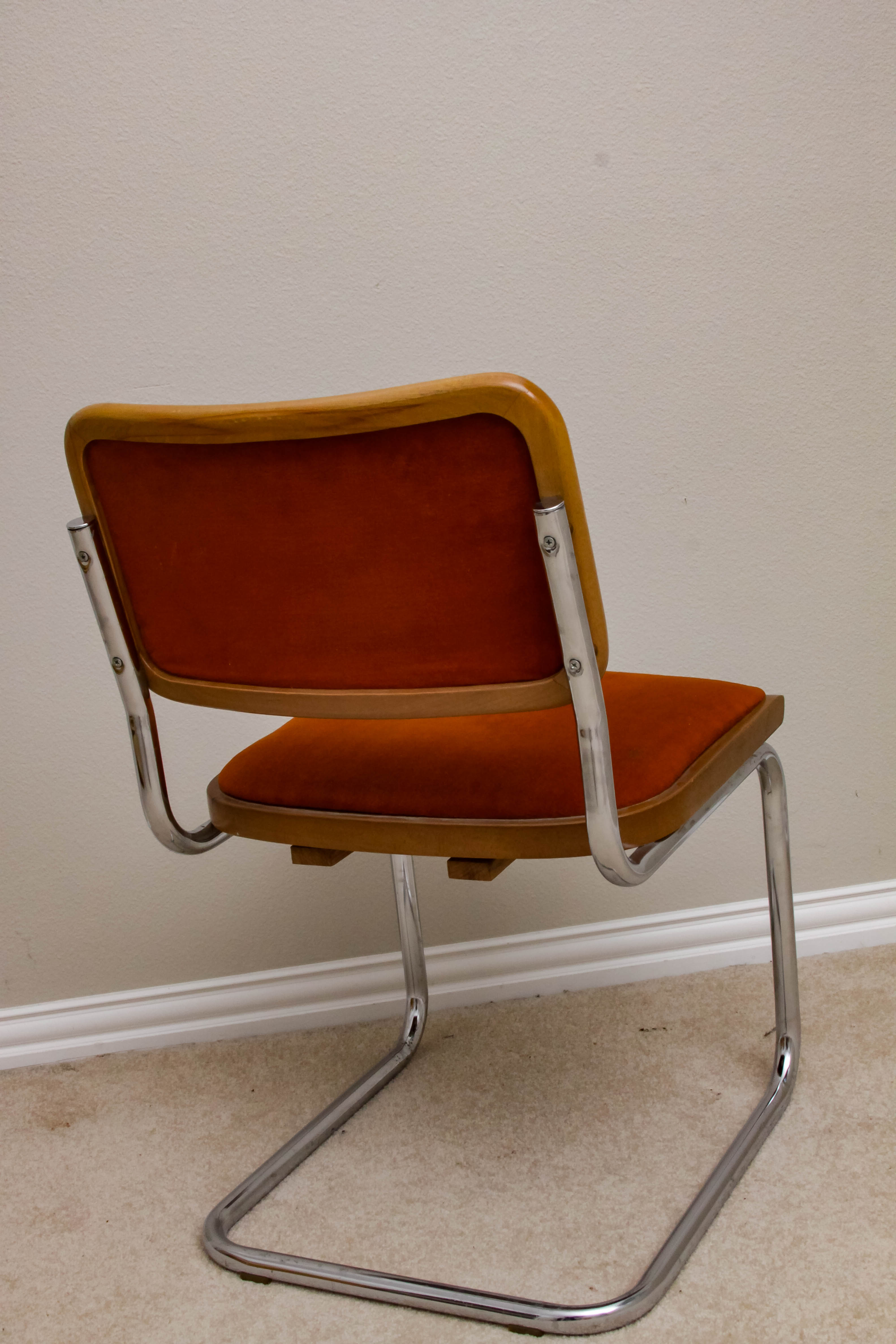 Vintage Modern Style Chair