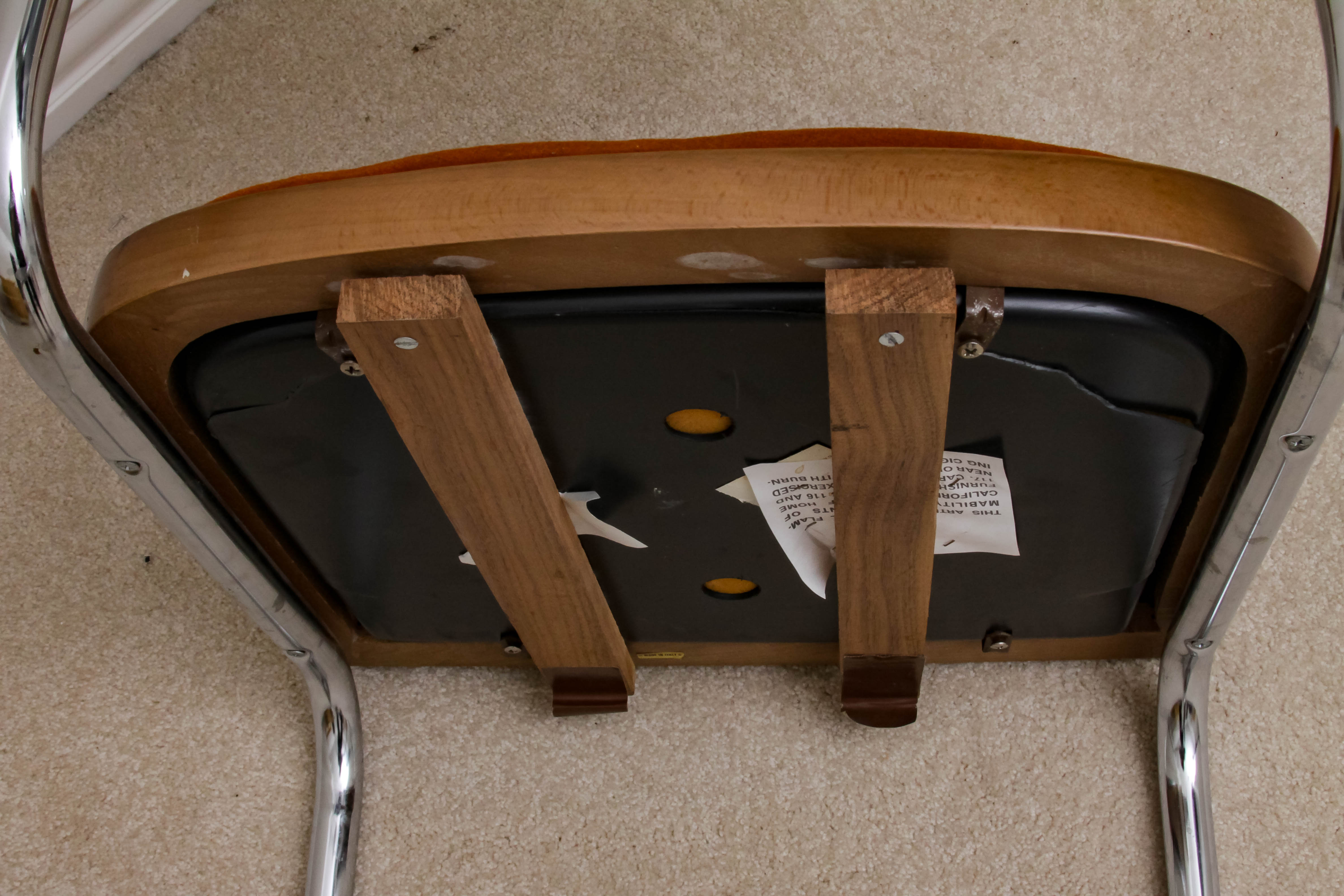 Vintage Modern Style Chair