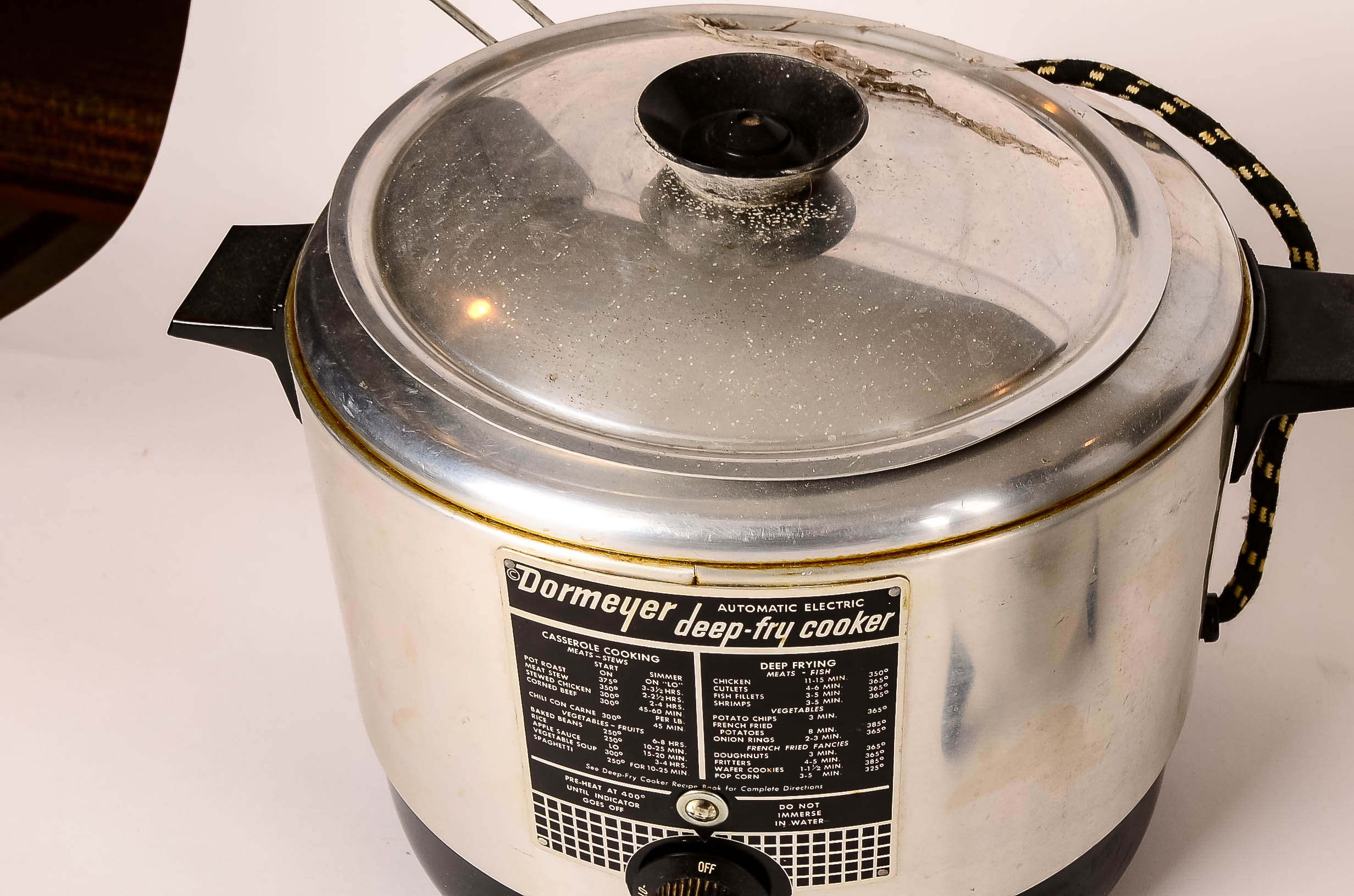 Collection of Specialty Kitchenware