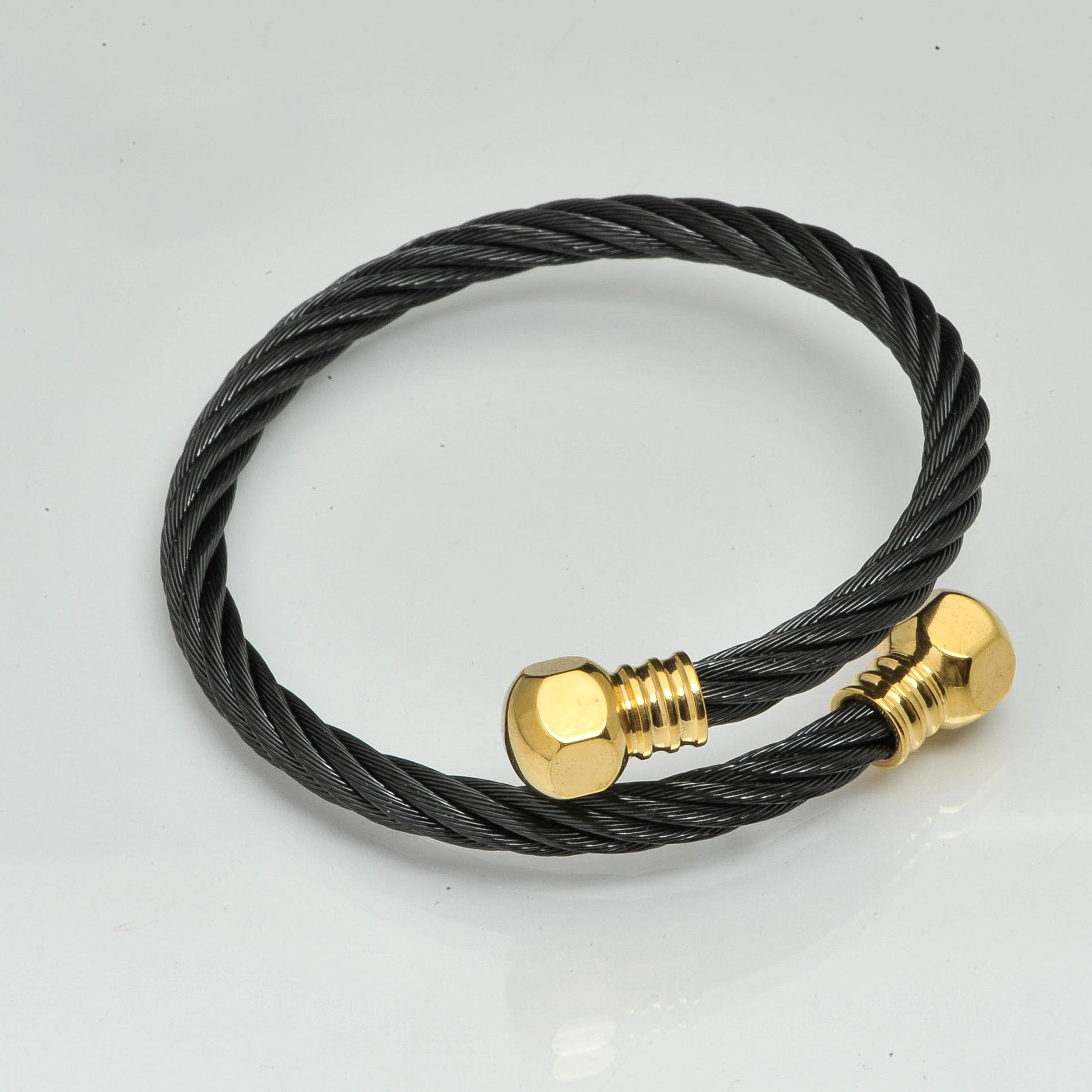 Costume Twisted Wire Bracelet