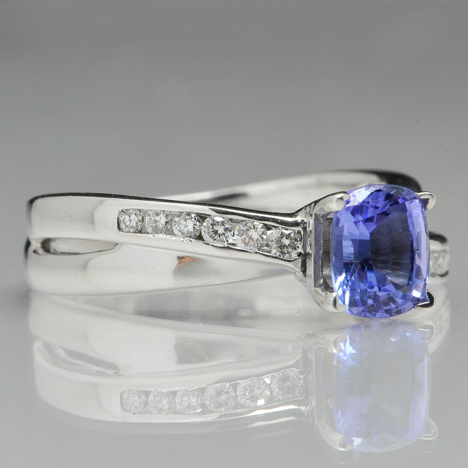 14k White Gold 1.02 Carat Tanzanite Ring