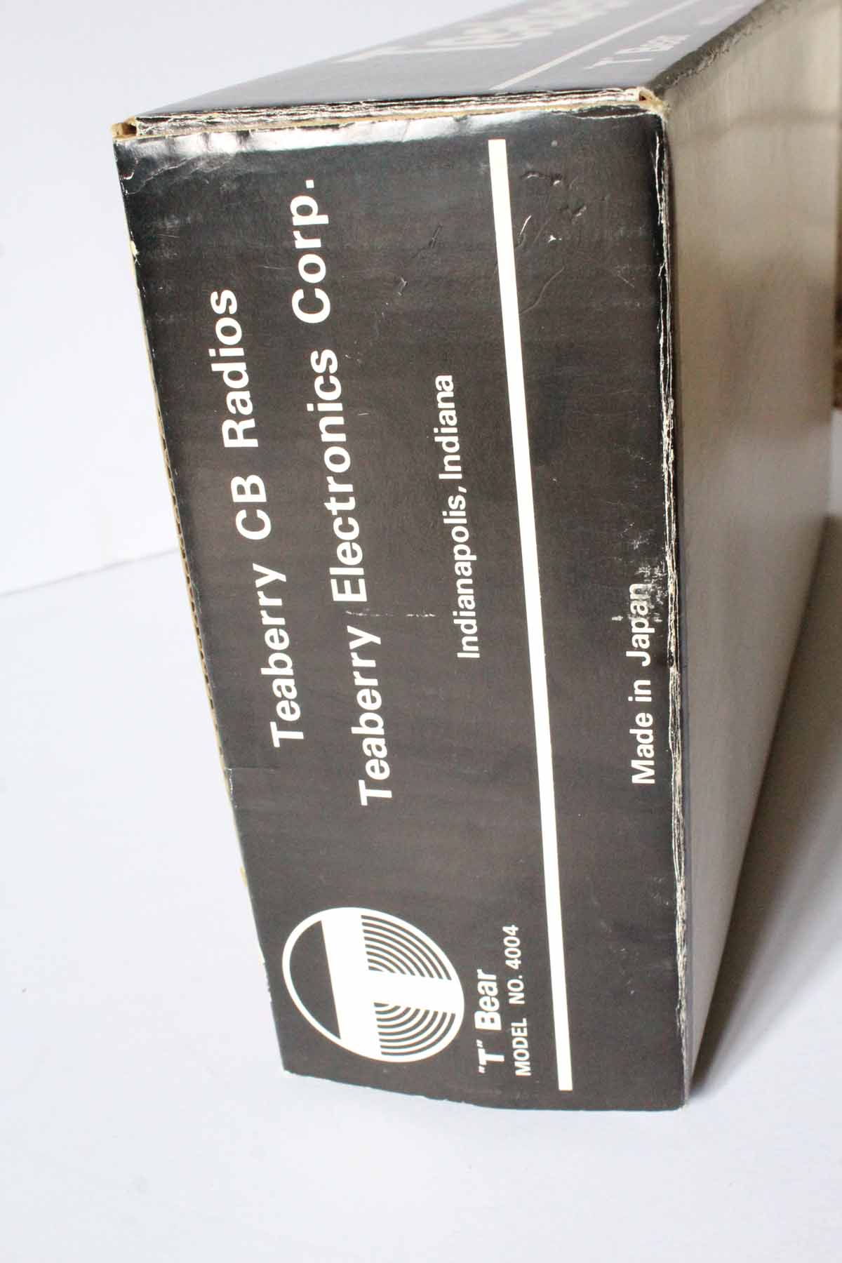 Vintage Teaberry "T" Bear 40 Channel CB Two Way Radio