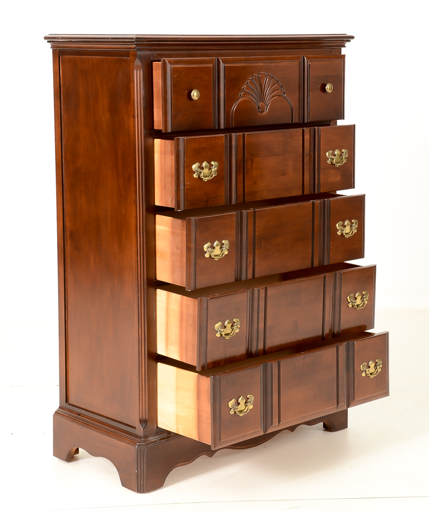 Mahogany Veneer Five Drawer Dresser