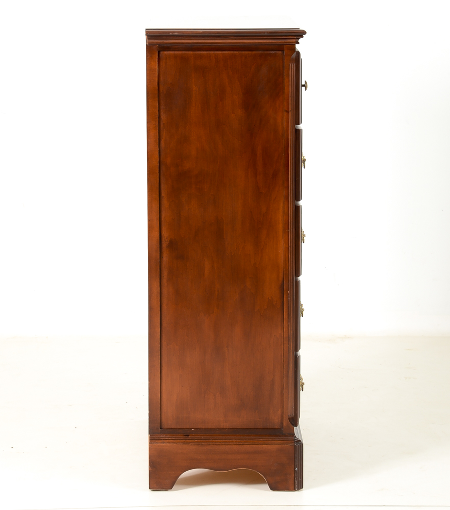 Mahogany Veneer Five Drawer Dresser