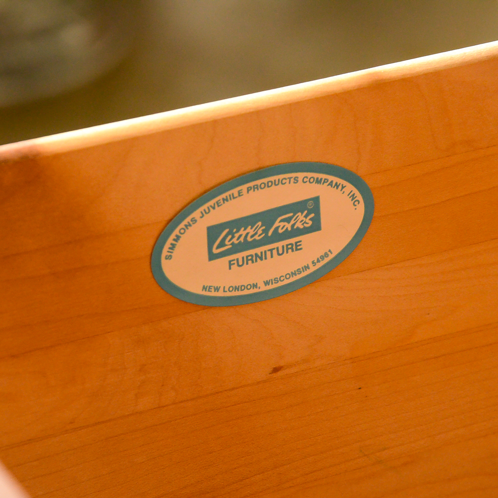 Mahogany Veneer Five Drawer Dresser