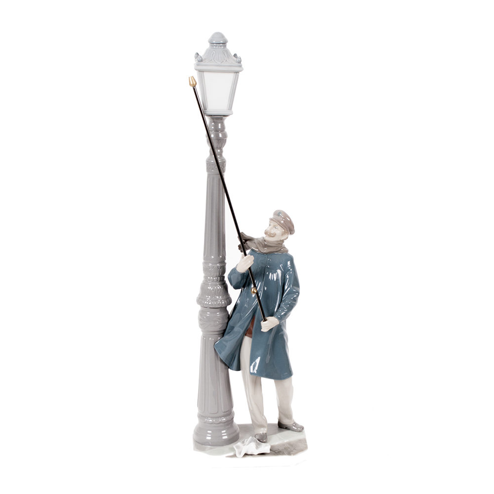 Lladro "Lamplighter" Figure