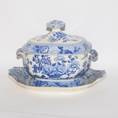 English Staffordshire Soup Tureen with Lid and Under Plate c. 1830 English Staffordshire Soup Tureen with Lid and Under Plate c. 1830