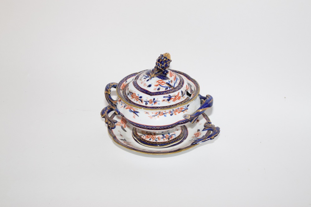 Ashworth Imari Style Sauce Tureen with Lid and Underplate c. 1845