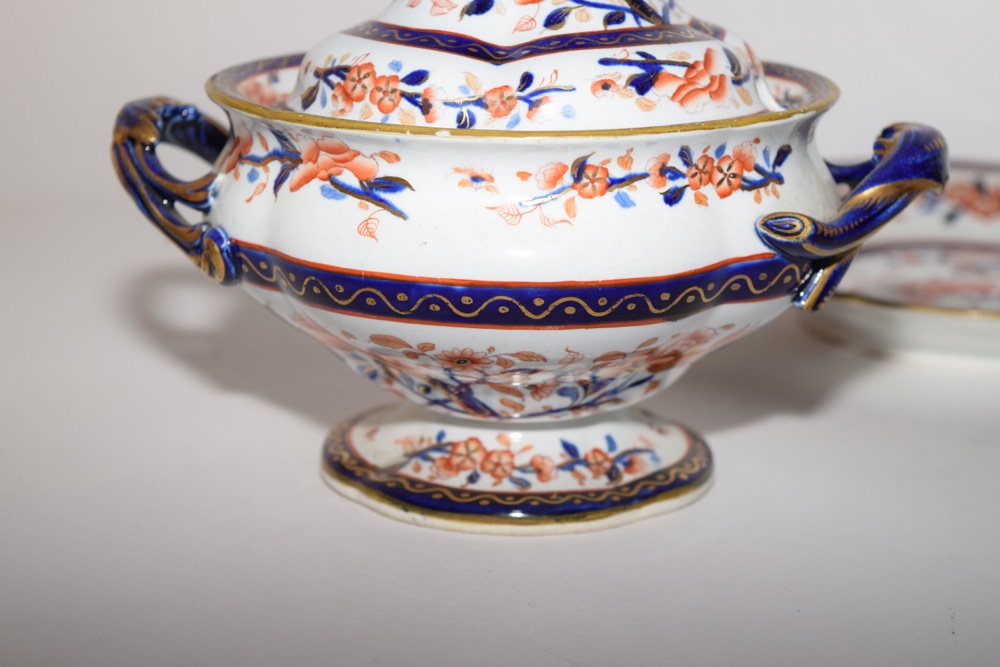 Ashworth Imari Style Sauce Tureen with Lid and Underplate c. 1845