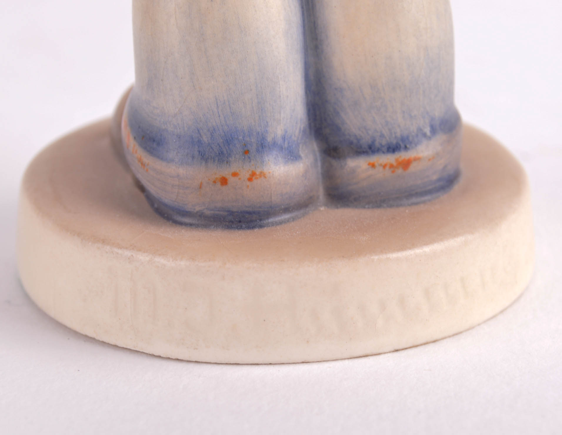 Vintage Hummel "Serenade" Figurine #85