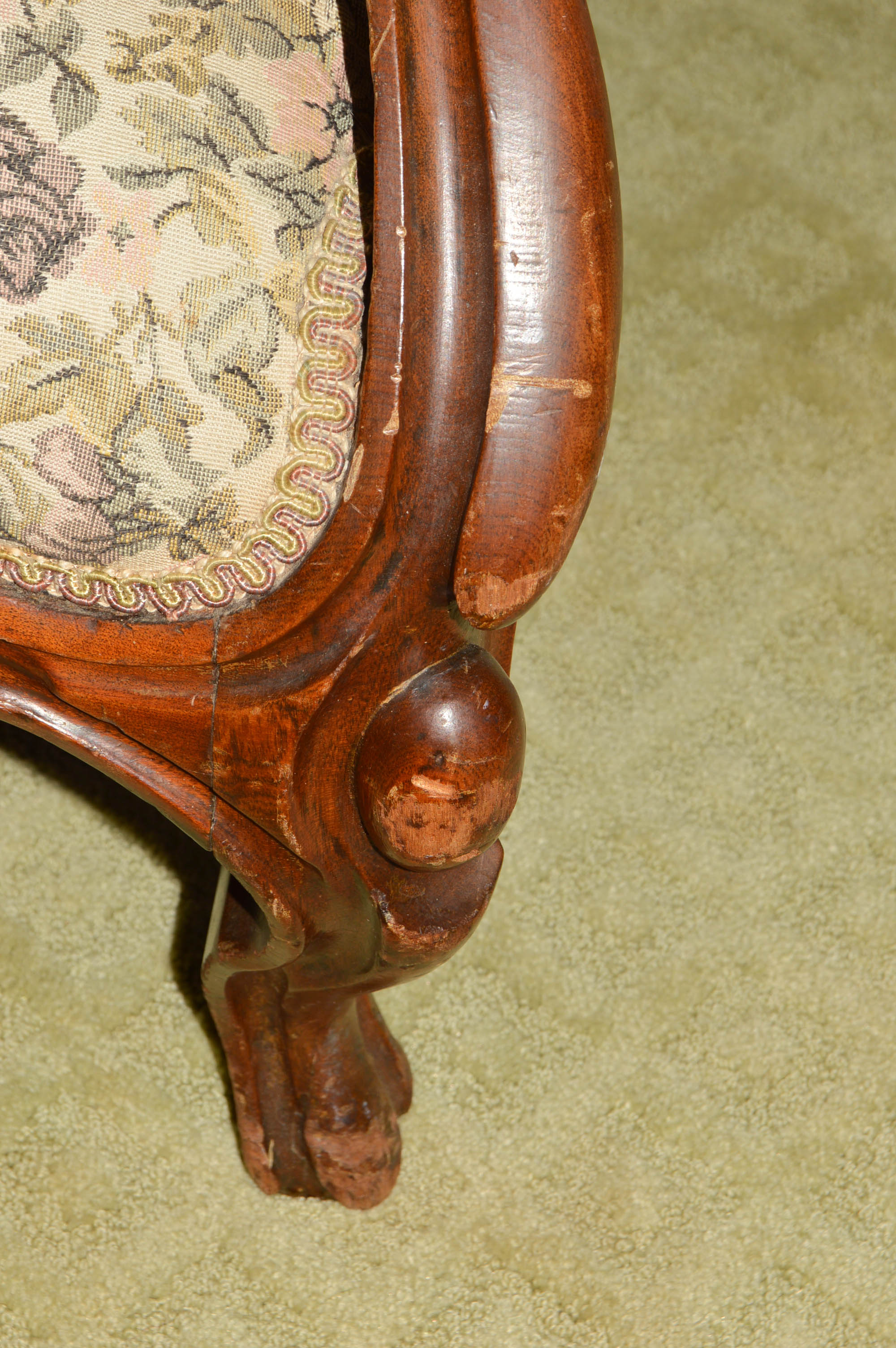 Antique Victorian Settee