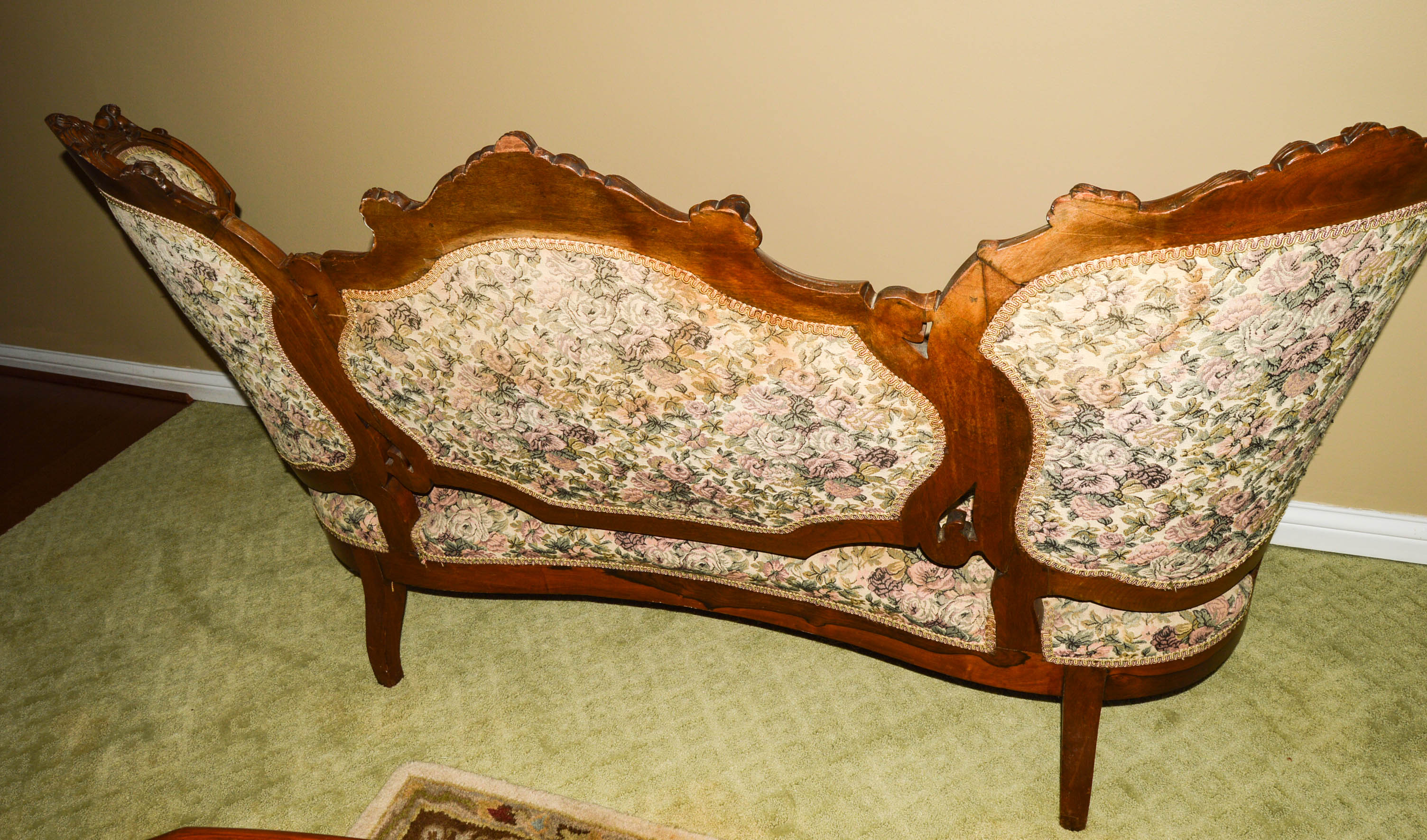 Antique Victorian Settee