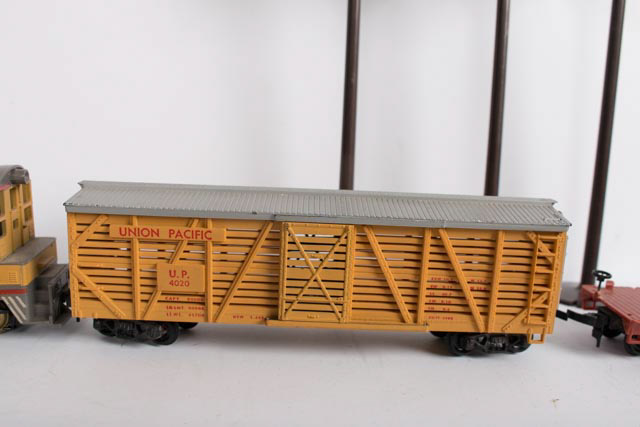 Small HO Union Pacific Train Set