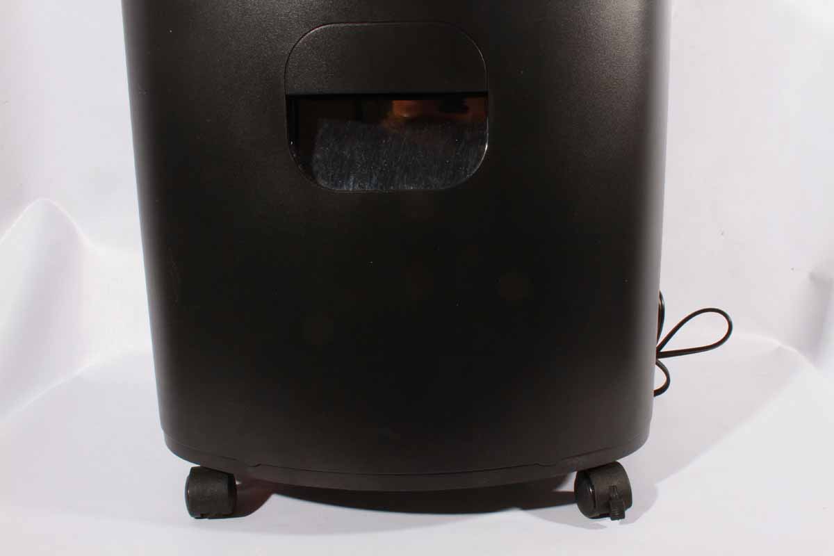 Royal SC120 Office Paper Shredder