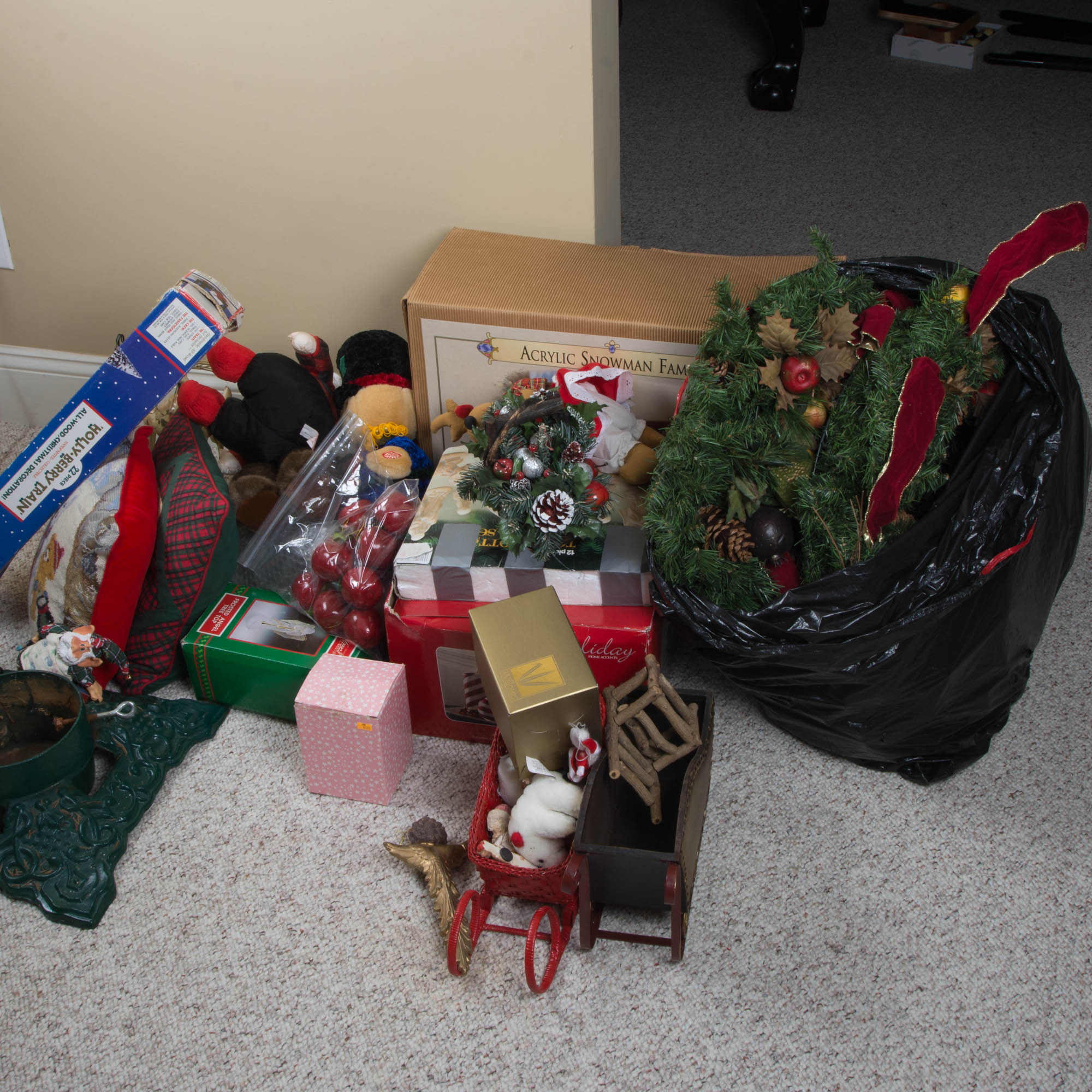 Collection of Christmas Decoratives