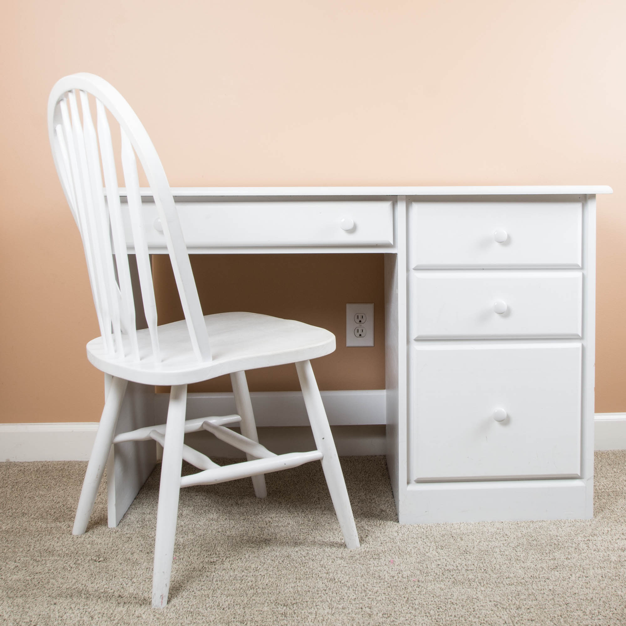 White Wood Desk and Chair