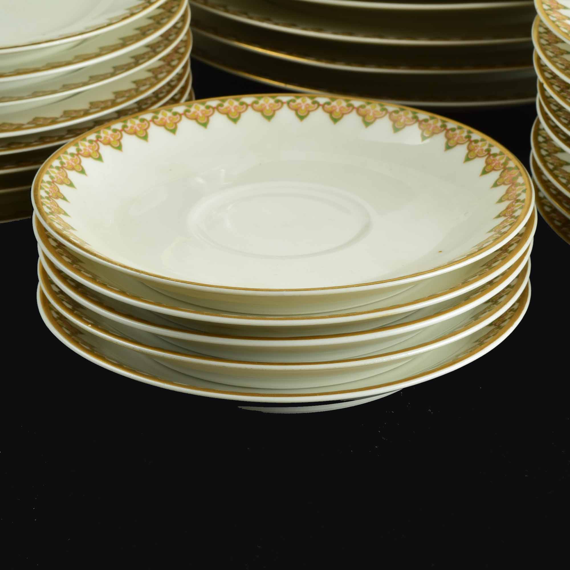 Set of Eight Haviland Limoges Place Settings