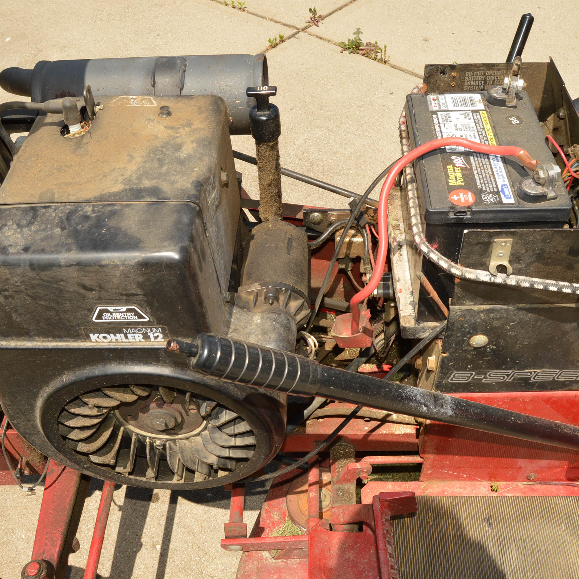 1989 Wheel Horse 312-8 Lawn Tractor