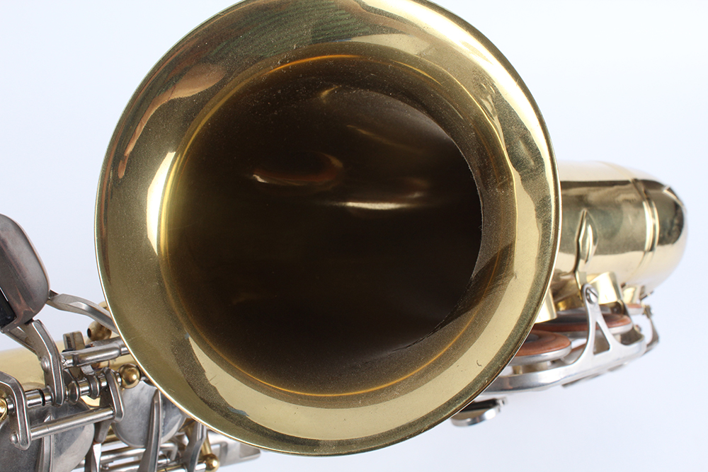 Selmer Company Bundy II Alto Saxophone with Stands