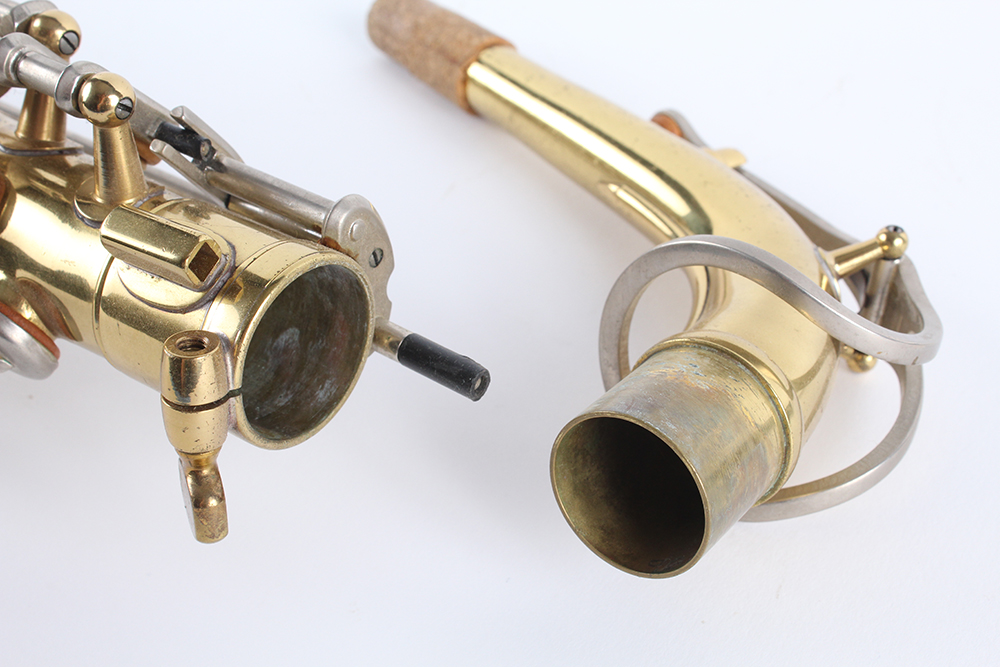 Selmer Company Bundy II Alto Saxophone with Stands