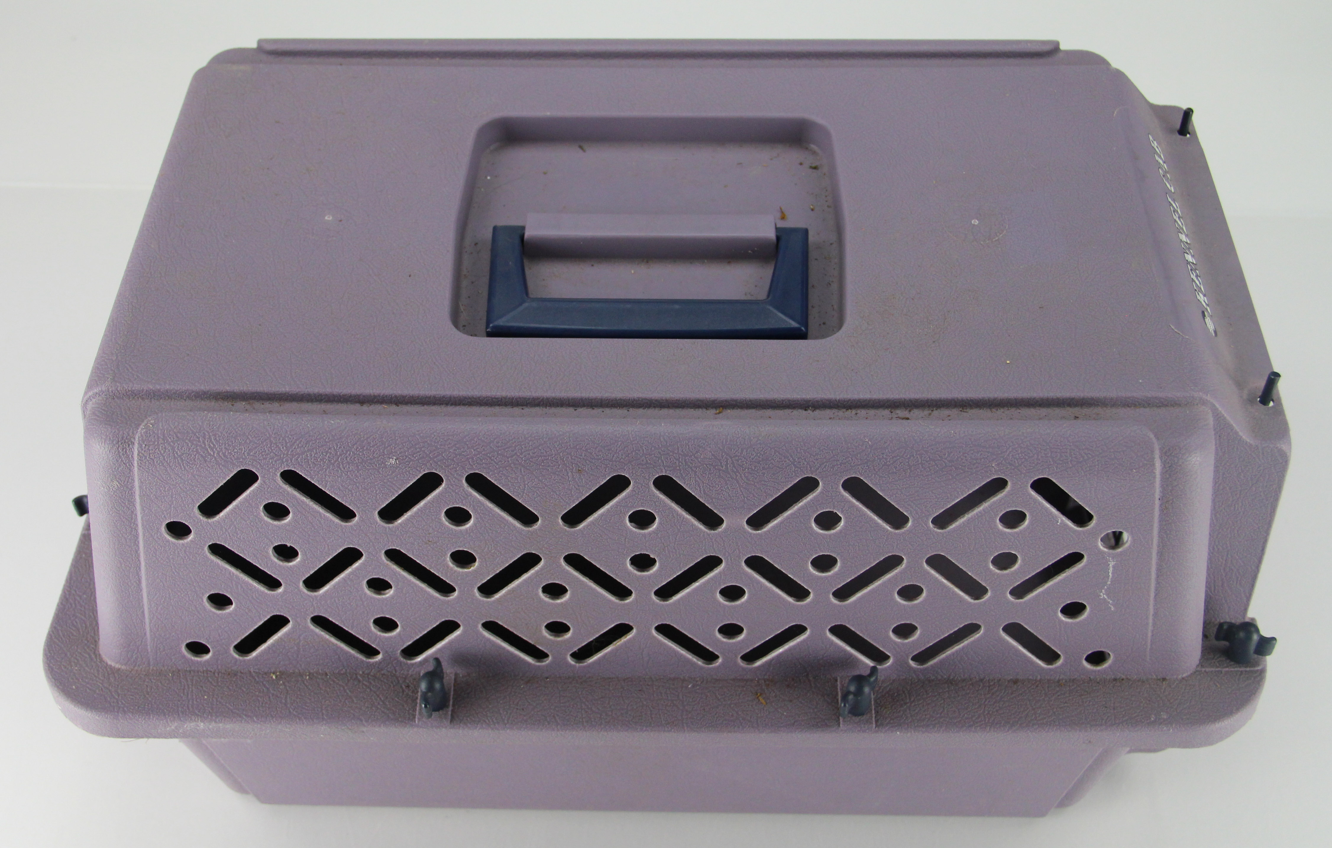 Purple Pet Kennel Cab