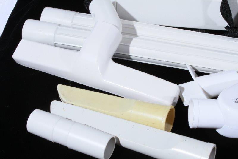 Handheld Orick XL BB870-AW Portable Vacuum Cleaner