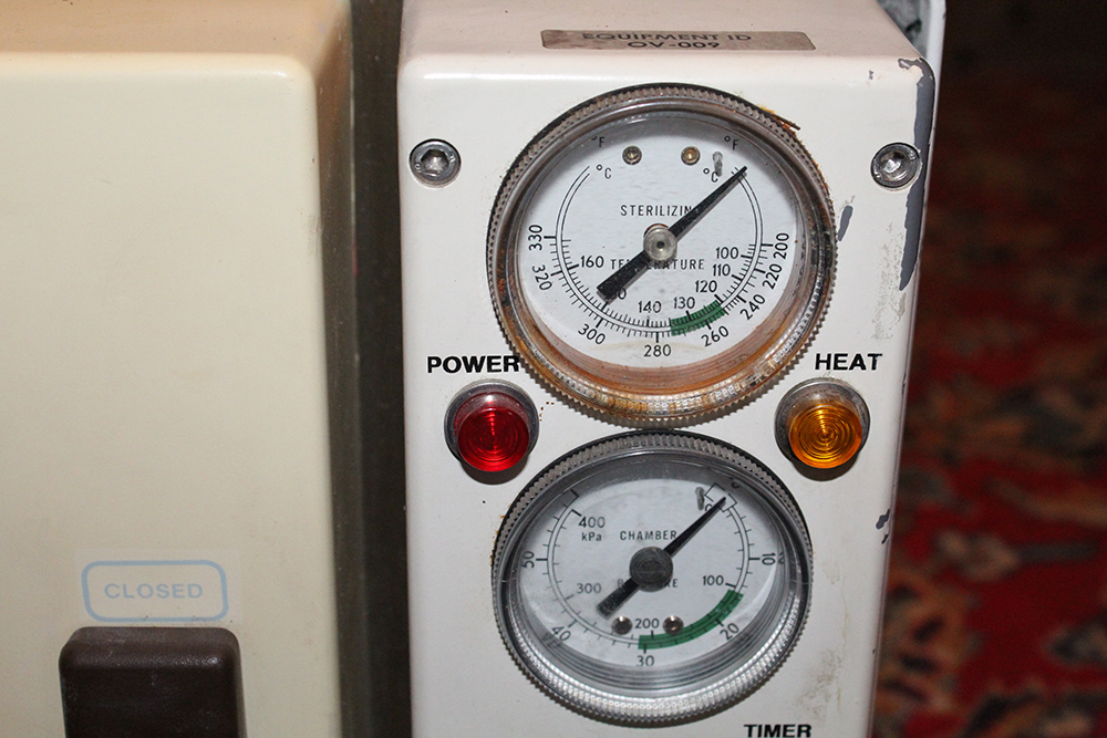 Pelton & Crane Validator Plus Autoclave Sterilizer