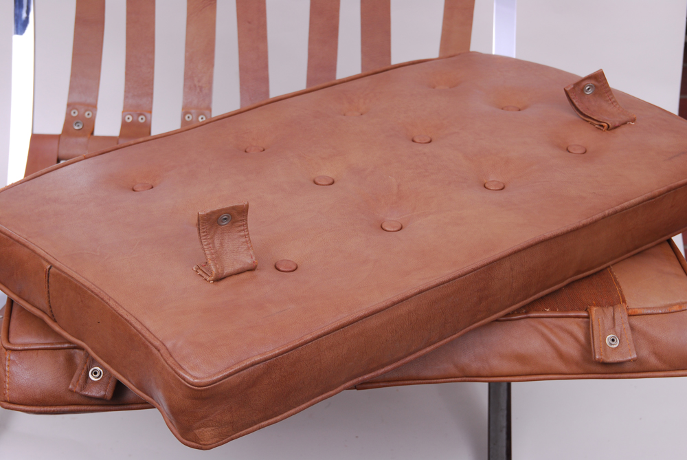 Ludwig Mies van der Rohe for Knoll Barcelona Chair