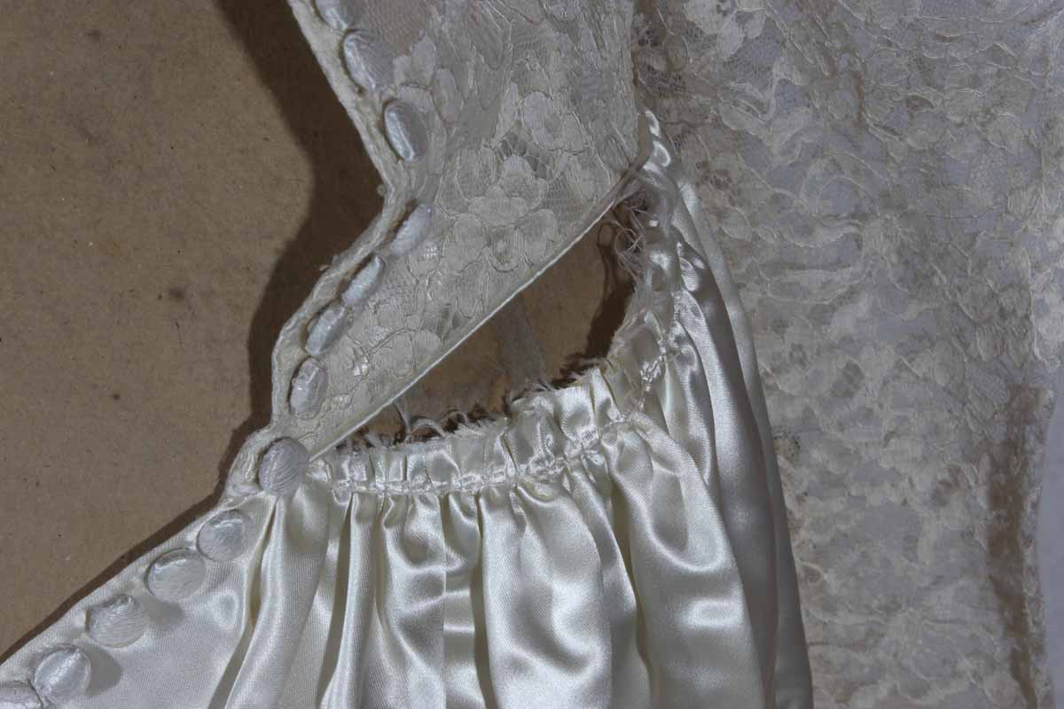 Vintage Lace Wedding Dress