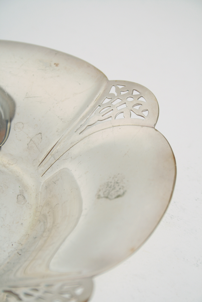 Collection of Paul Revere Silver Plate Bowls and Trays