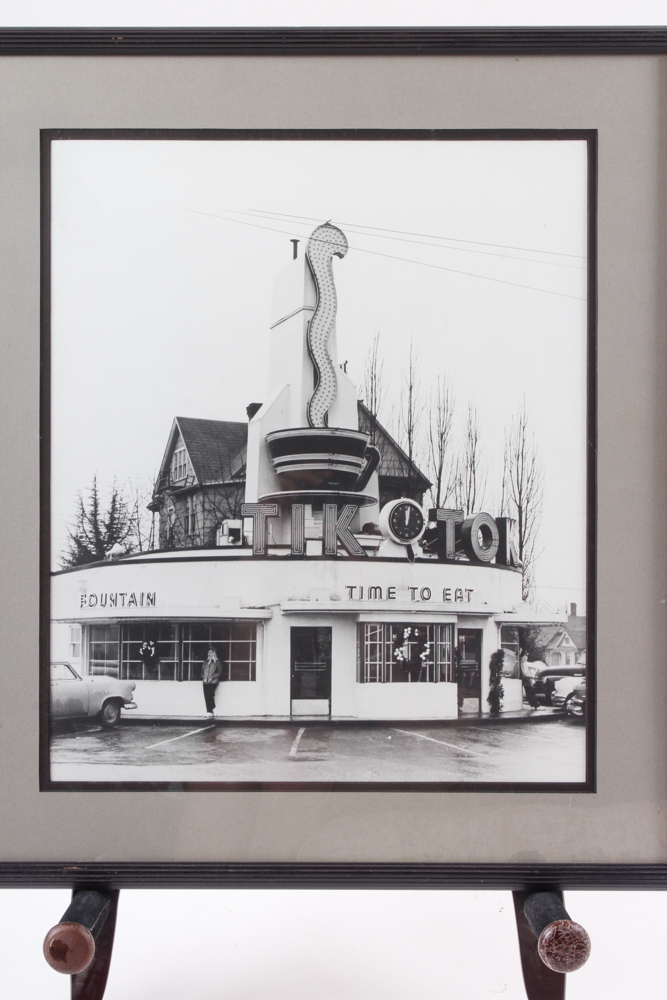 1950s Tik Tok Diner Photograph