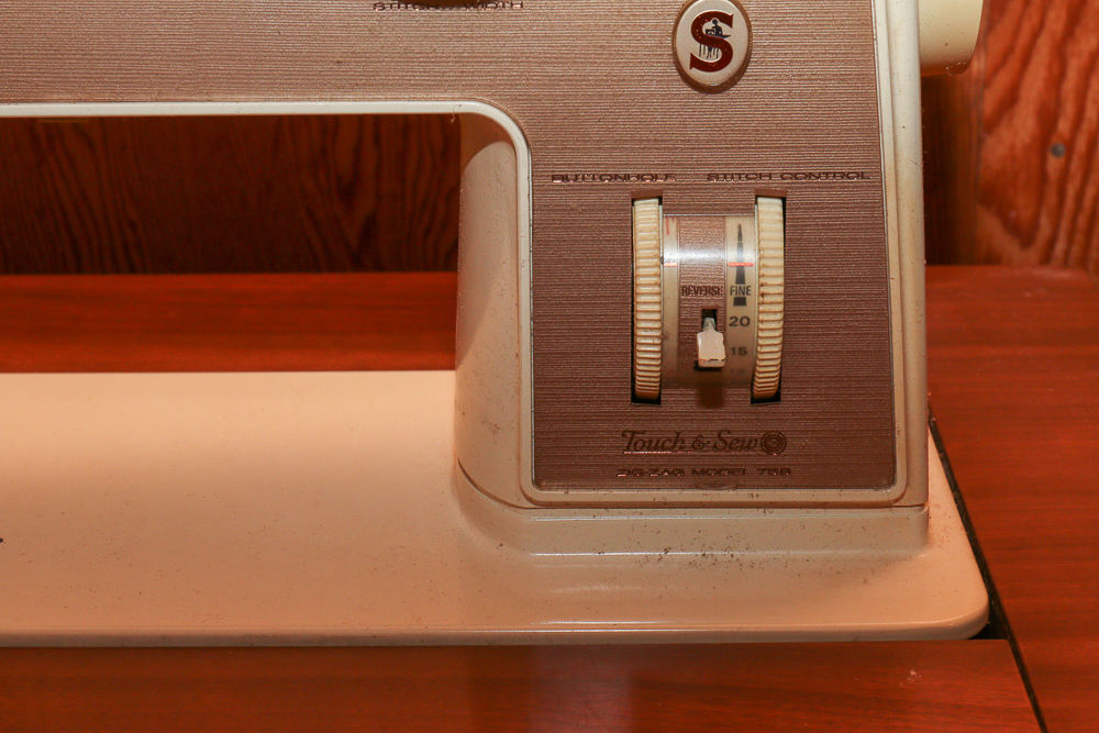 Singer Sewing Machine