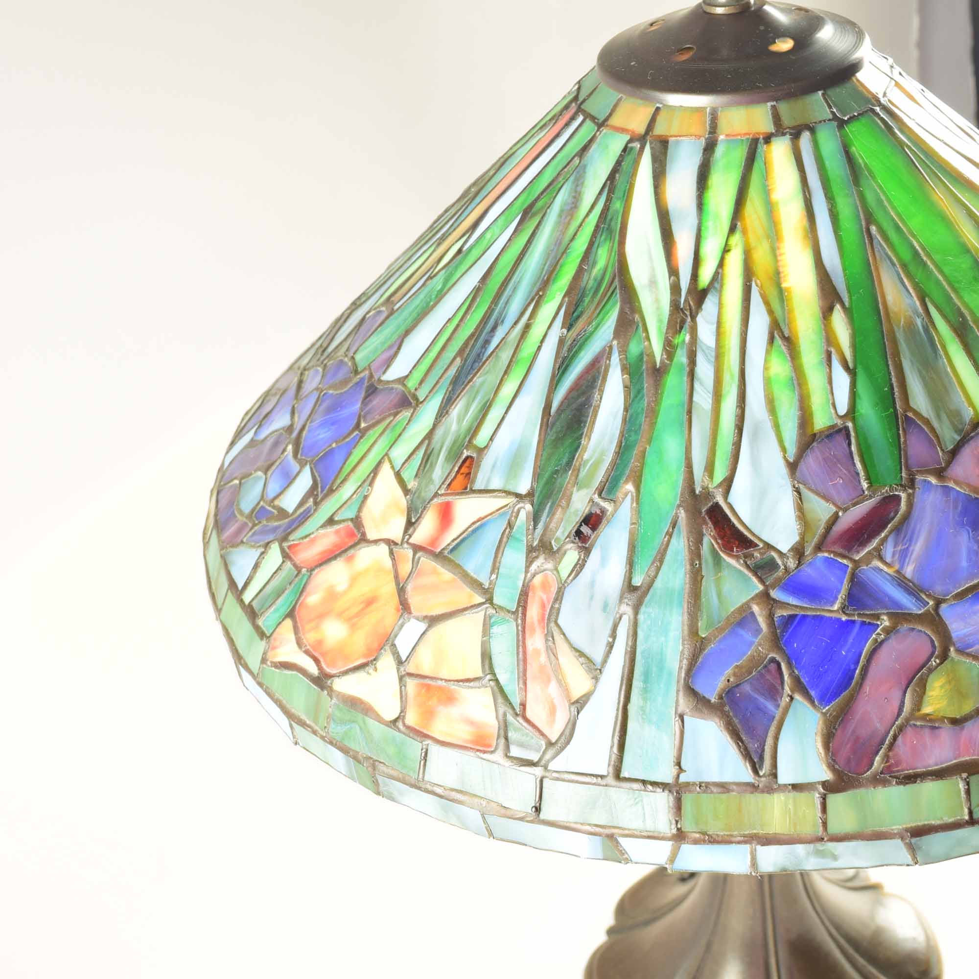 Tiffany Style Table Lamp