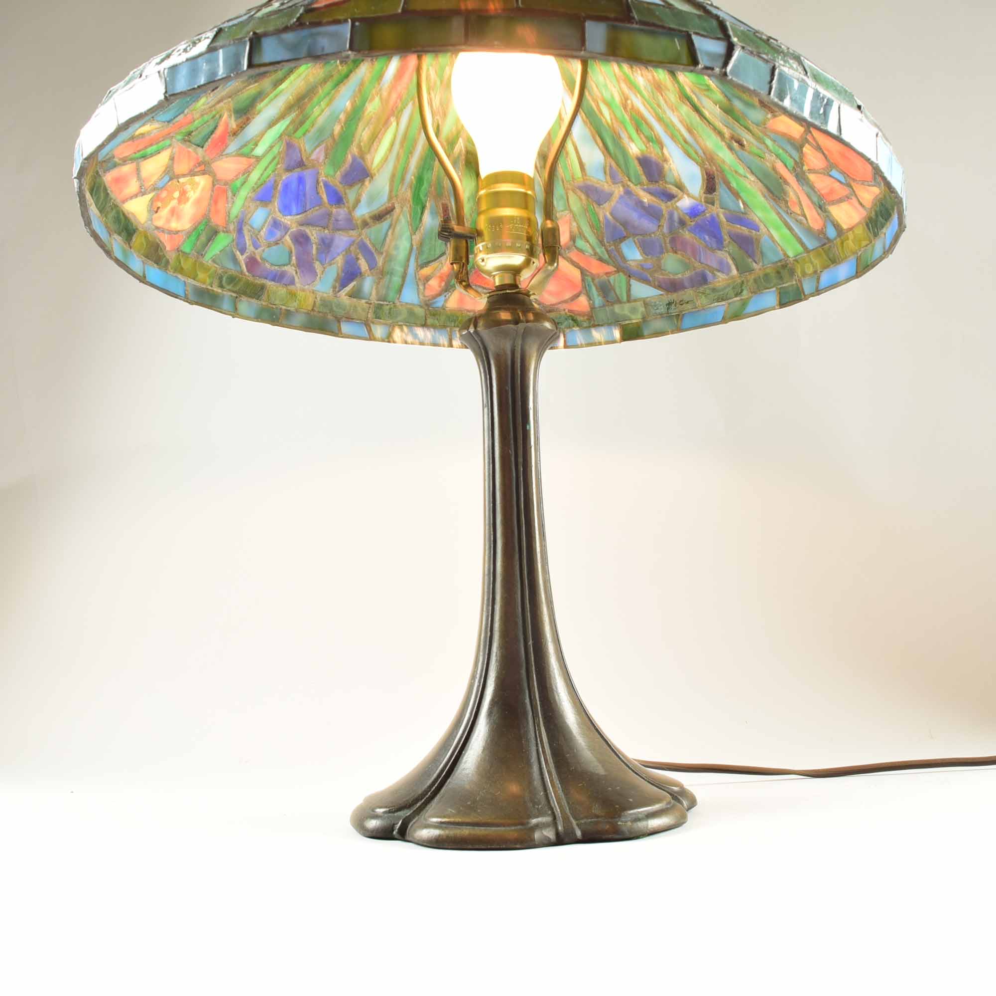 Tiffany Style Table Lamp